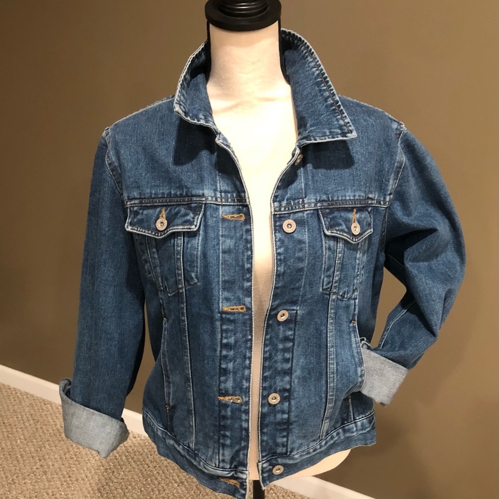 Eddie Bauer size M Jean jacket